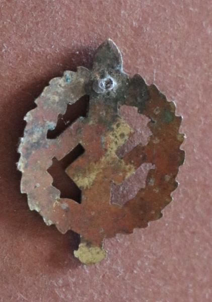 SA Sportabzeichen Miniatur defekt